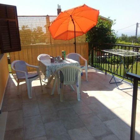 Apartman Knapic Koromačno Kültér fotó