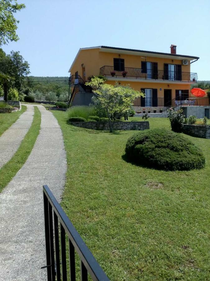 Apartman Knapic Koromačno Kültér fotó
